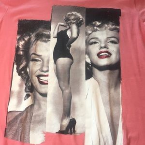 Marilyn Monroe rare licensed tee shirt  3 photos